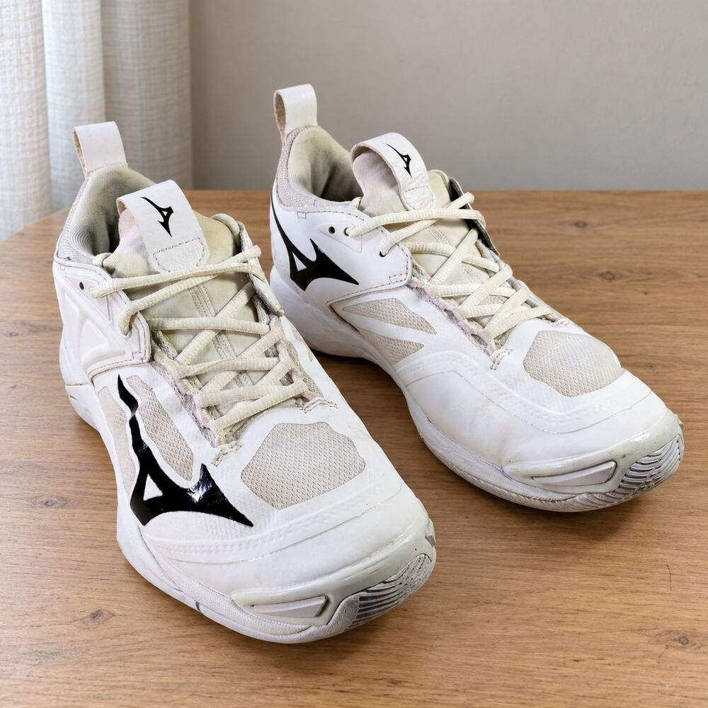 Mizuno Wave Momentum 2 Womens US 8 White Black Volleyball Shoes Sports Athletic